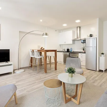 Group Blue&white * Sitges