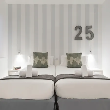 Group Blue&white Apartment