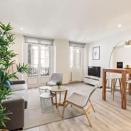 Group Blue&white سيدجيس