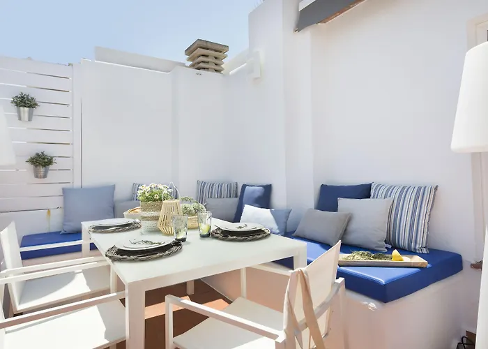 Lejlighed Group Blue&white