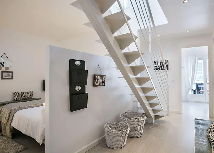 Group Blue&white Appartement